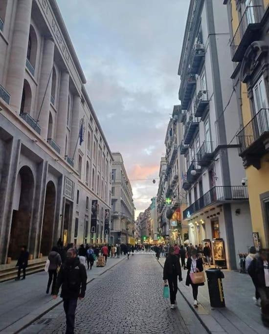 Modern Hospitality Naples Exclusive Stay Kültér fotó
